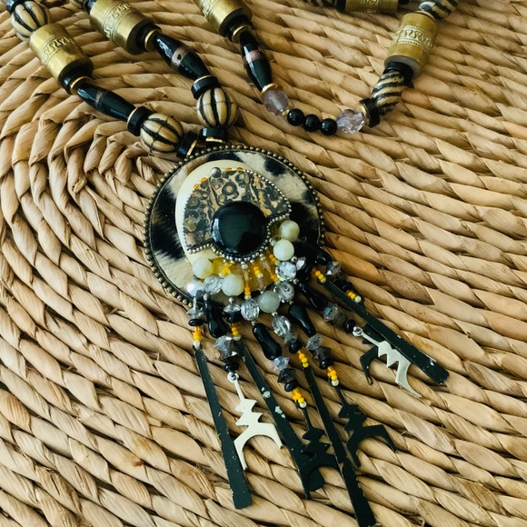 HANDMADE VINTAGE PENDANT STATEMENT NECKLACE Onyx/LEOPARD STONE VINTAGE BRASS - Picture 3 of 11